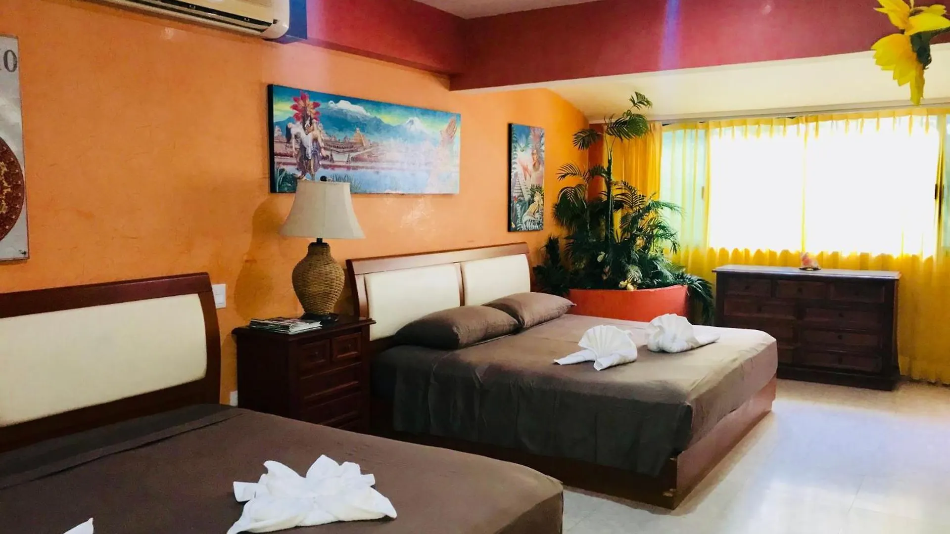 Guest house Playa Suite Room In Stunning Villa Playacar Townhouse Stage 2 Playa del Carmen